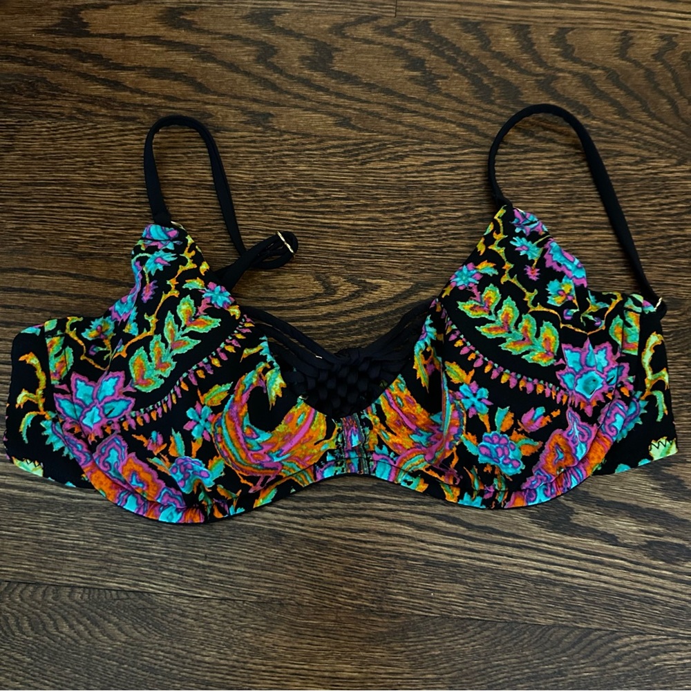 Nanette Lepore Swimwear - Picture 2 of 13